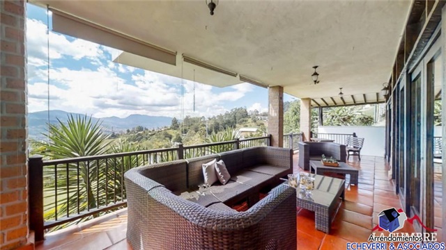 Casa de 5 alcobas en venta en El Chingui, Envigado · foto 10 de 20