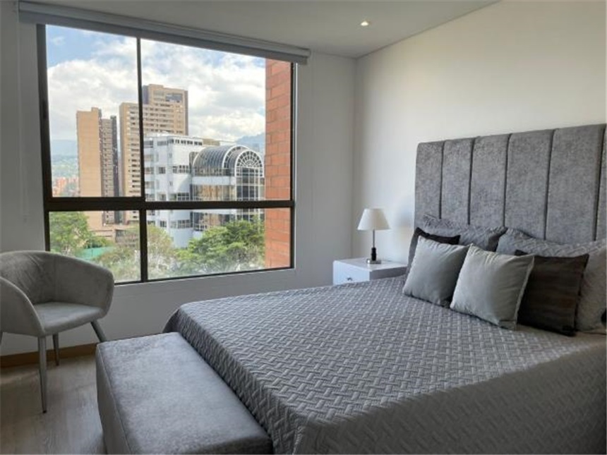 Apartamento en arriendo en Loma De Los Gonzalez, Medellín · foto 9 de 13