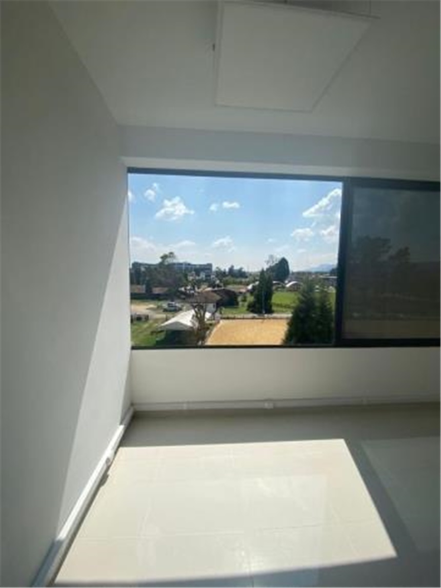 Oficina en Arriendo - Vista 2