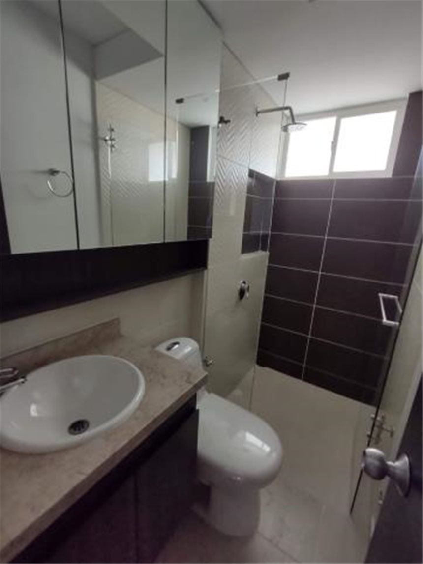 Apartamento de 2 alcobas en venta en Bochalema, Cali, 72 m² · foto 10 de 18