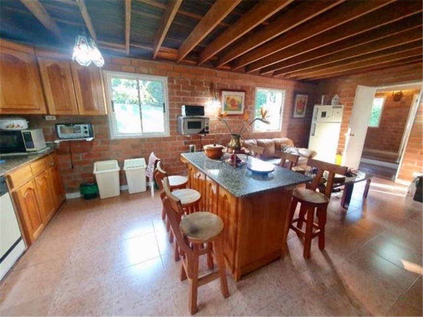 Finca en venta en El Tablazo, Rionegro, 259 m² · foto 2 de 19