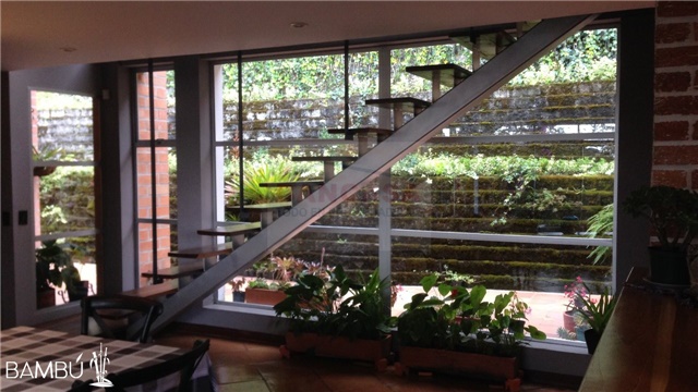Casa de 4 alcobas en venta en Loma Del Escobero, Envigado, 293 m² · foto 10 de 17