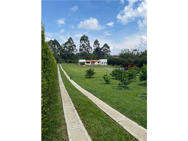 Finca en venta en Antonia Santos Centro, Bucaramanga, 4500 m² · foto 2 de 22