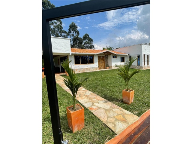 Finca en venta en Antonia Santos Centro, Bucaramanga, 4500 m² · foto 3 de 22