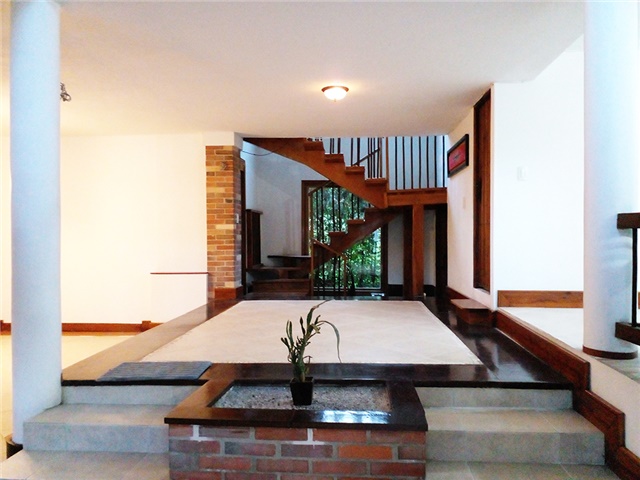 Casa de 3 alcobas en venta en Las Lomitas, Sabaneta, 412 m² · foto 2 de 19