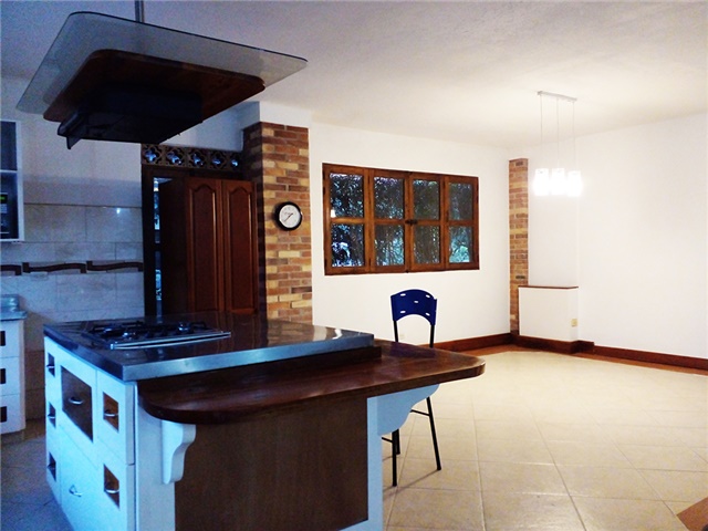 Casa de 3 alcobas en venta en Las Lomitas, Sabaneta, 412 m² · foto 4 de 19