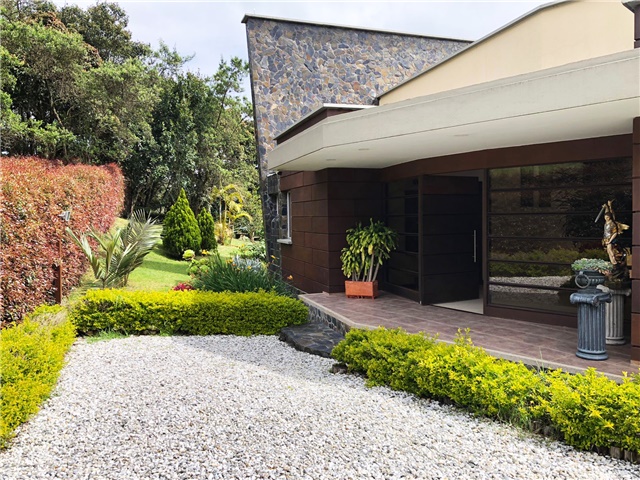 Casa de 3 alcobas en venta en Las Palmas, Medellín, 500 m² · foto 16 de 18
