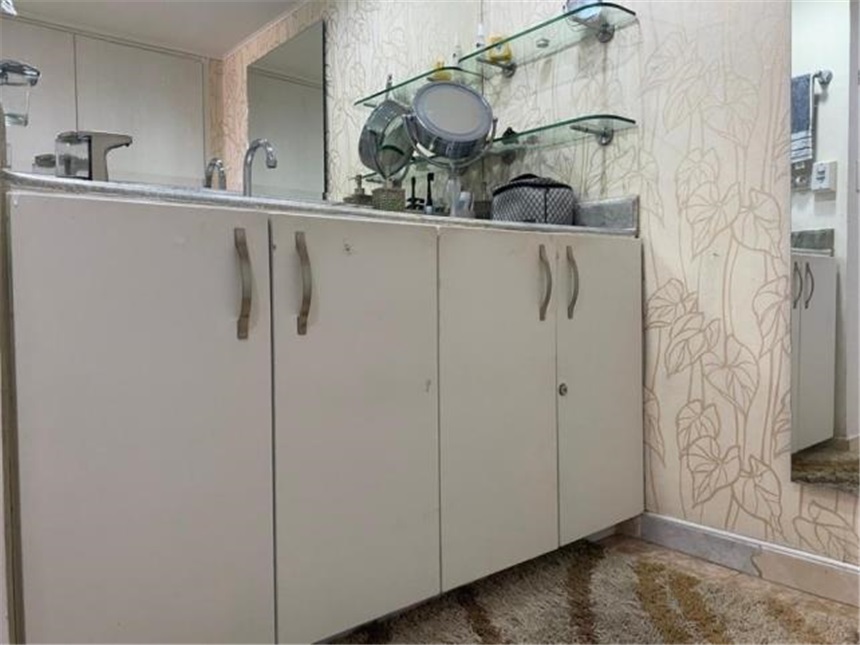 Apartamento de 3 alcobas en venta en Castropol, Medellín, 188 m² · foto 15 de 18