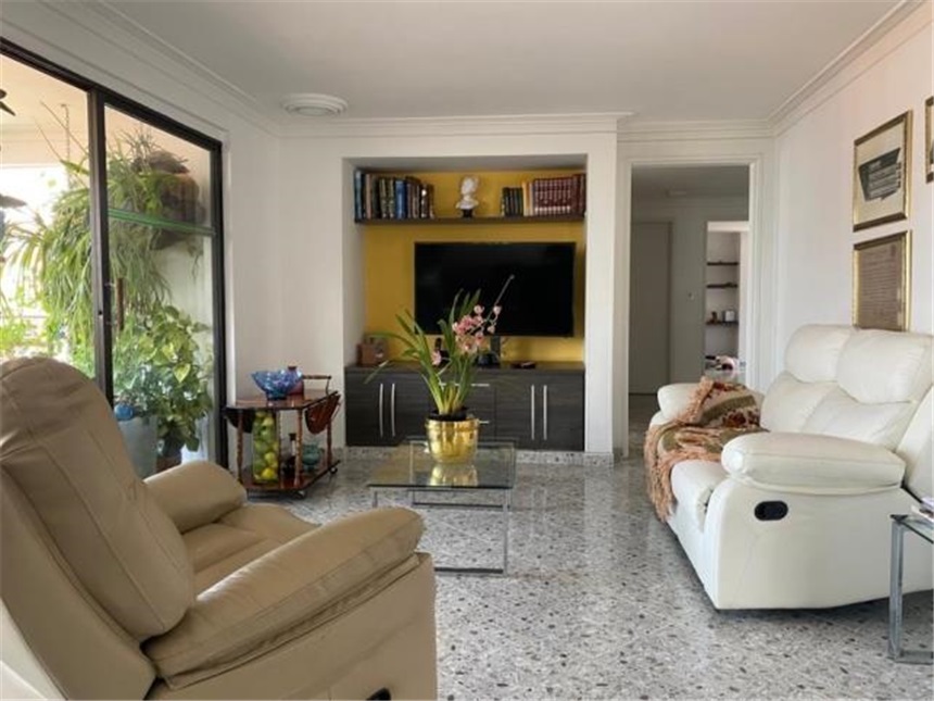 Apartamento de 3 alcobas en venta en Castropol, Medellín, 188 m² · foto 7 de 18