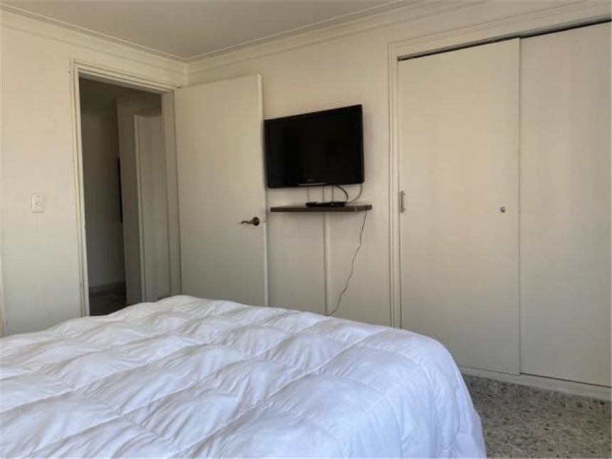 Apartamento de 3 alcobas en venta en Castropol, Medellín, 188 m² · foto 14 de 18
