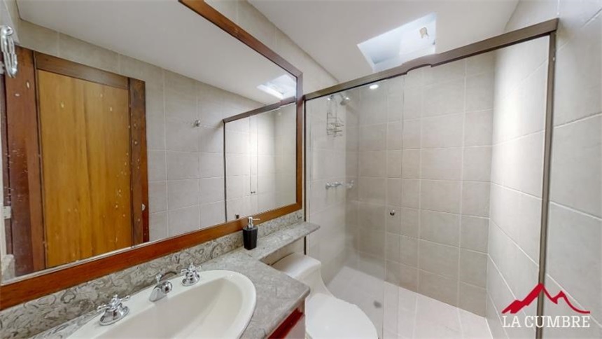 Casa en arriendo en El Poblado, Medellín · foto 11 de 16