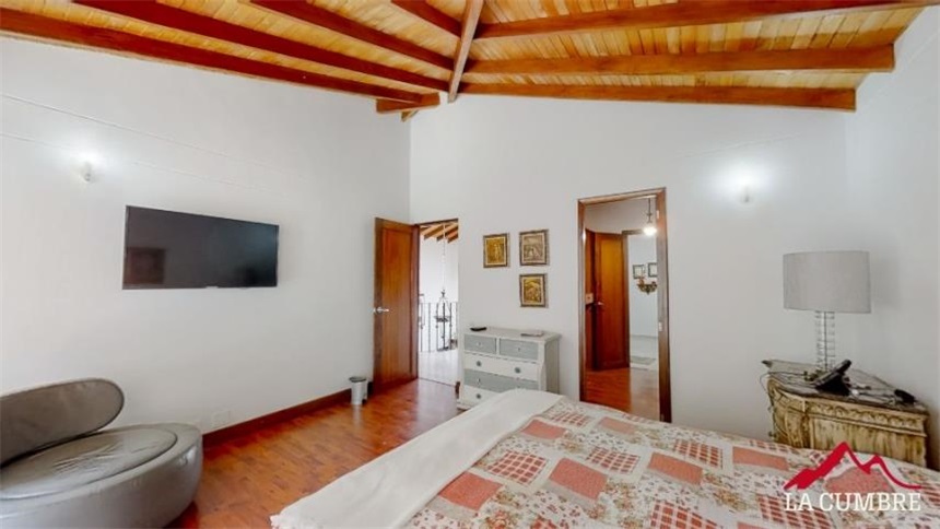 Casa en arriendo en El Poblado, Medellín · foto 14 de 16