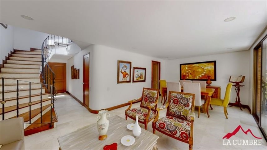 Casa en arriendo en El Poblado, Medellín · foto 8 de 16