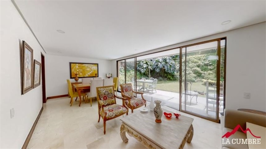 Casa en arriendo en El Poblado, Medellín · foto 4 de 16