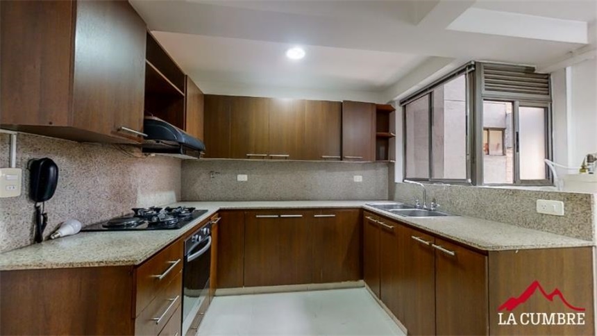 Apartamento de 3 alcobas en arriendo en La Florida, Medellín, 172 m² · foto 3 de 10