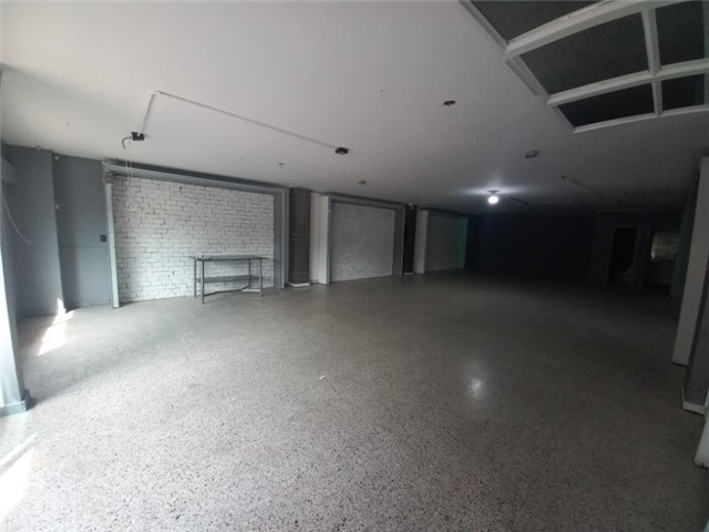 Local en Arriendo - Vista 2
