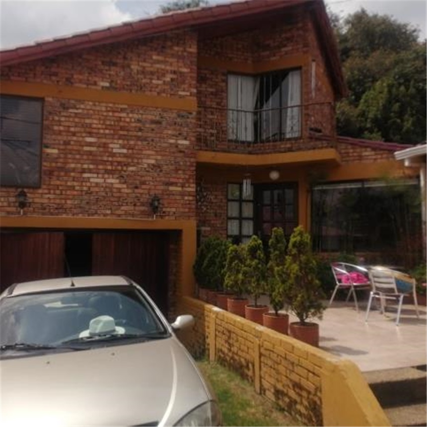 Casa de 3 alcobas en venta en Cota, 180 m² · foto 4 de 18
