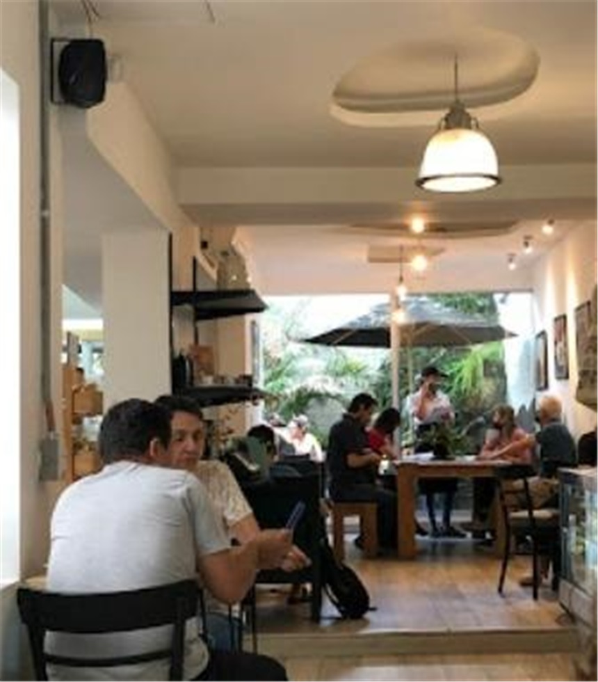 Local en venta en El Poblado, Medellín, 470 m² · foto 6 de 23