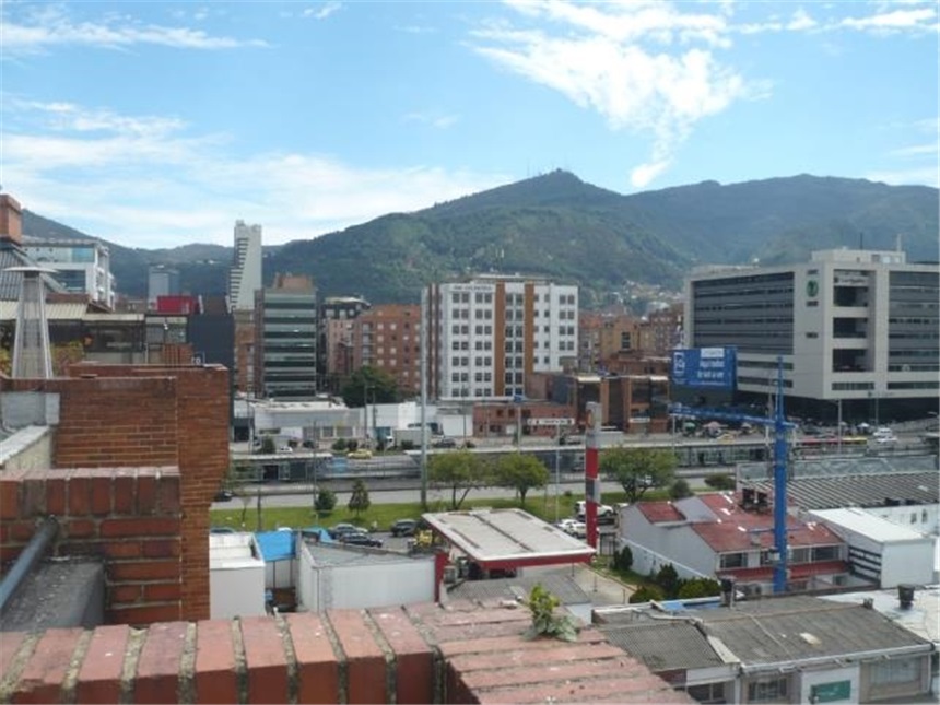 Piso – Bogotá, Localidad Barrios Unidos - Más