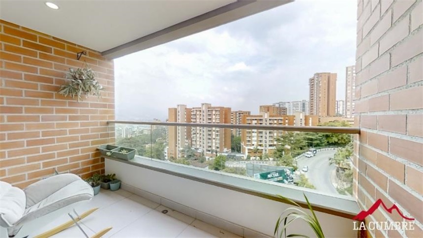 Apartamento en venta en Cumbres, Envigado · foto 2 de 10