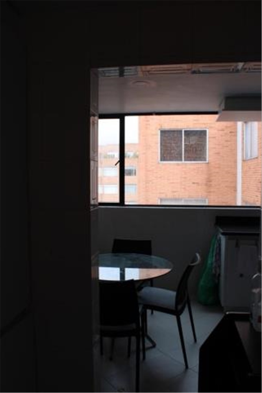 Piso – Bogotá, Los Cedros, Localidad Usaquén - Más