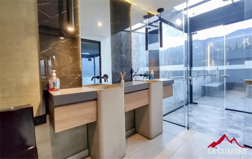 Apartamento en venta en El Poblado, Medellín · foto 14 de 19