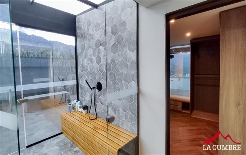 Apartamento en venta en El Poblado, Medellín · foto 19 de 19