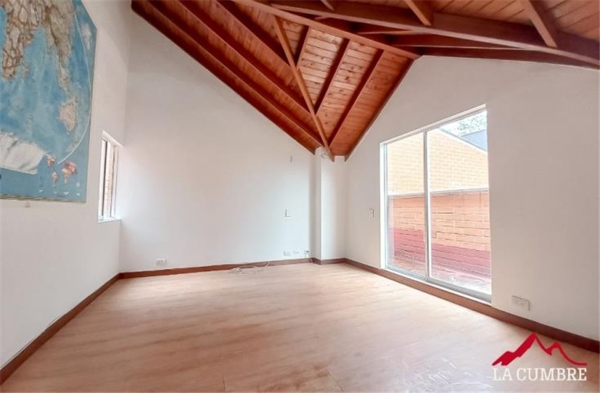Casa de 4 alcobas en venta en Castropol, Medellín, 150 m² · foto 10 de 12