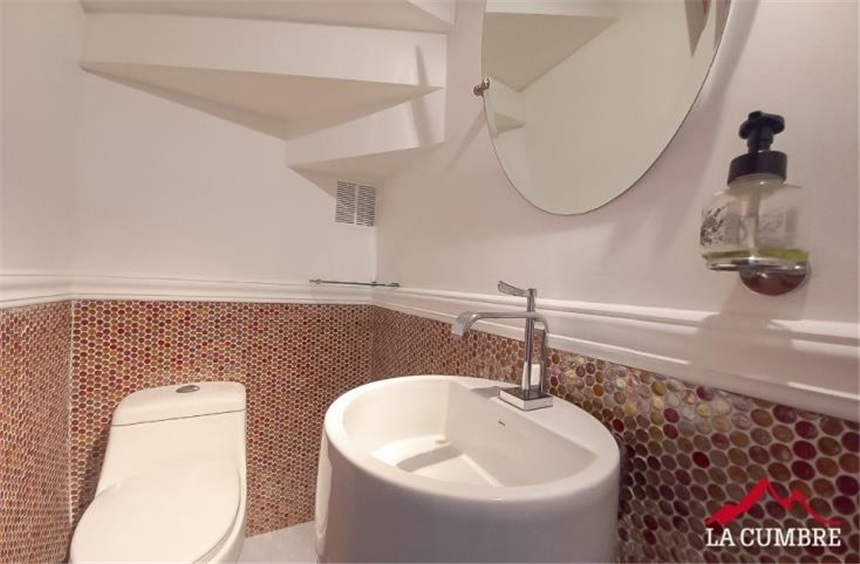 Casa de 4 alcobas en venta en Castropol, Medellín, 150 m² · foto 8 de 12