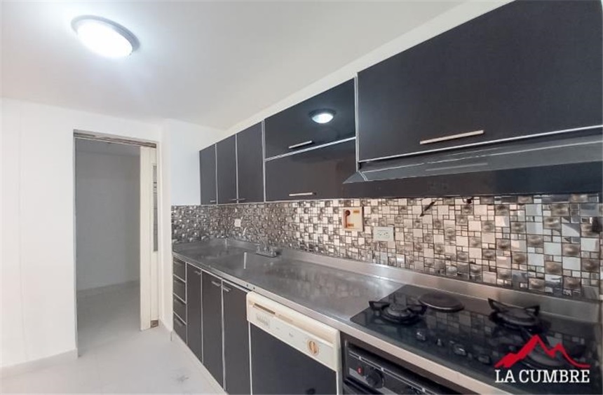 Casa de 4 alcobas en venta en Castropol, Medellín, 150 m² · foto 5 de 12