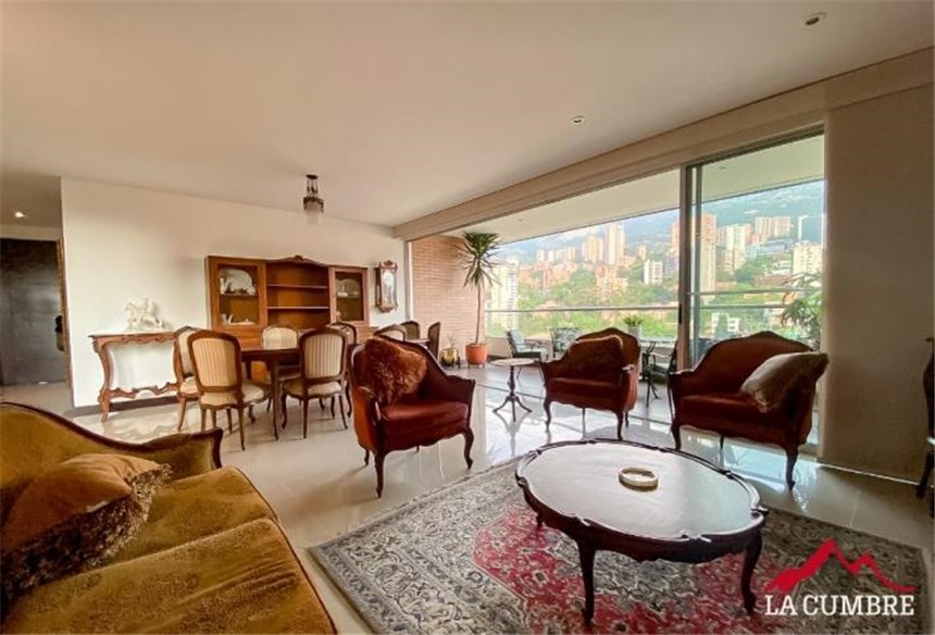 Apartamento de 2 alcobas en arriendo en Los Parra, Medellín, 145 m² · foto 3 de 12