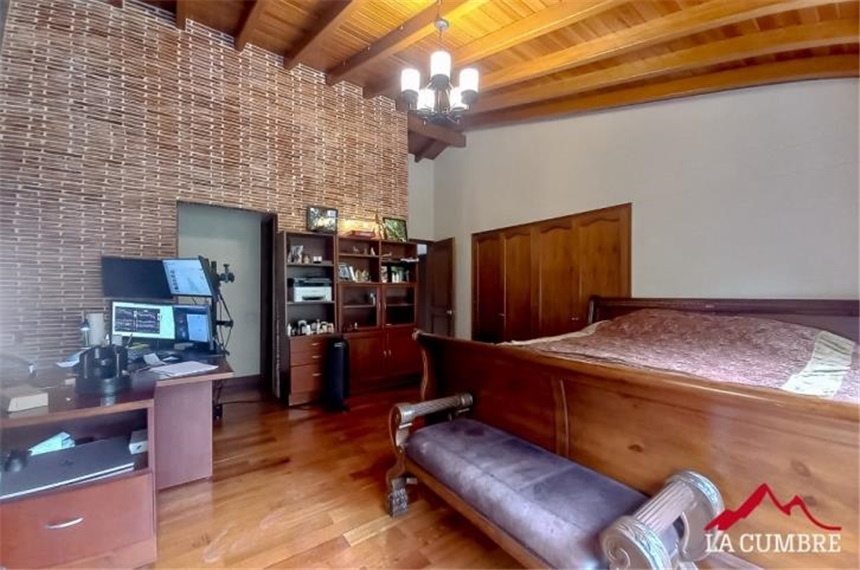 Casa de 4 alcobas en venta en Altos Del Poblado, Medellín, 290 m² · foto 13 de 16