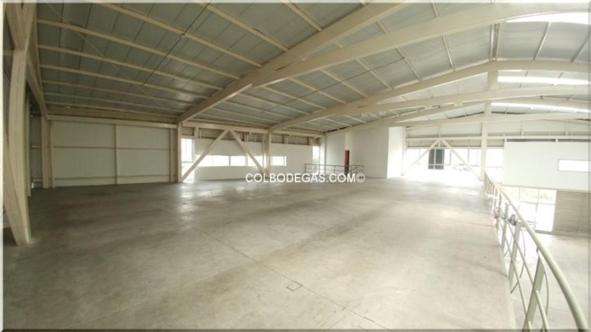 Bodega en venta en La Villa, Pereira, 864 m² · foto 13 de 24