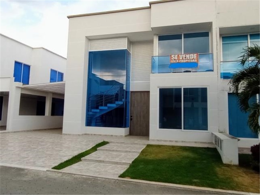 Casa de 4 alcobas en venta en Las Mercedes, Jamundí, 400 m² · foto 3 de 24