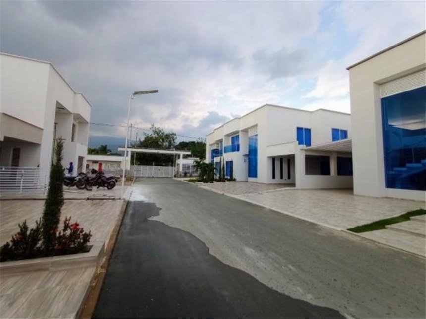 Casa de 4 alcobas en venta en Las Mercedes, Jamundí, 400 m² · foto 4 de 24