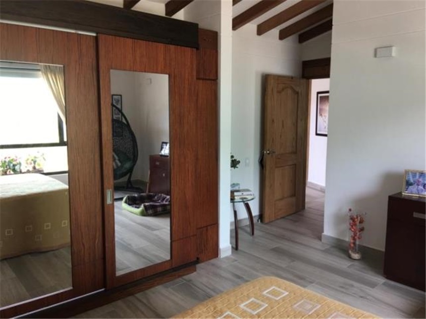 Casa de 2 alcobas en venta en Guayabito, Rionegro, 219 m² · foto 7 de 13