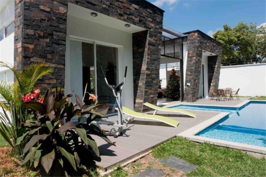 Casa de 4 alcobas en venta en Mirolindo, Ibagué, 265 m² · foto 16 de 19