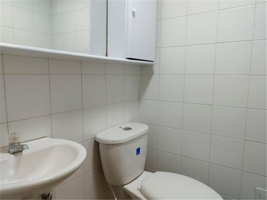 Oficina en arriendo en Cristo Rey, Medellín, 1359 m² · foto 16 de 16