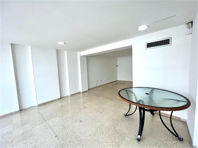 Local en Arriendo - Vista 3