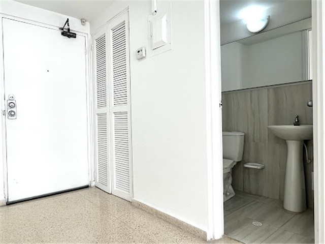 Local en Arriendo - Vista 5