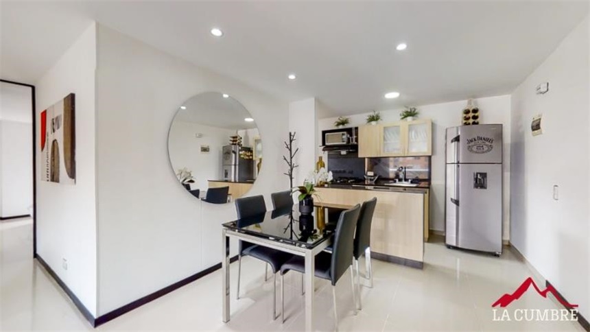 Apartamento de 2 alcobas en arriendo en Villa Carlota, Medellín, 75 m² · foto 6 de 12