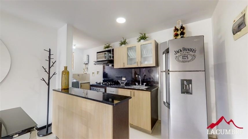 Apartamento de 2 alcobas en arriendo en Villa Carlota, Medellín, 75 m² · foto 4 de 12