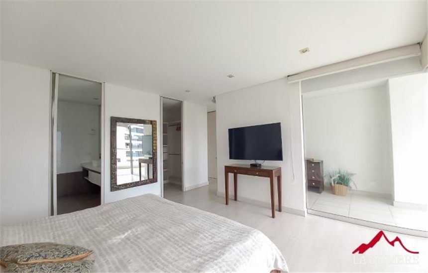 Apartamento en arriendo en El Poblado, Medellín · foto 10 de 12