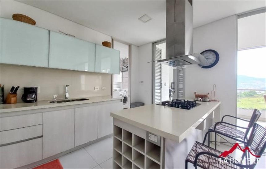 Apartamento en arriendo en El Poblado, Medellín · foto 6 de 12