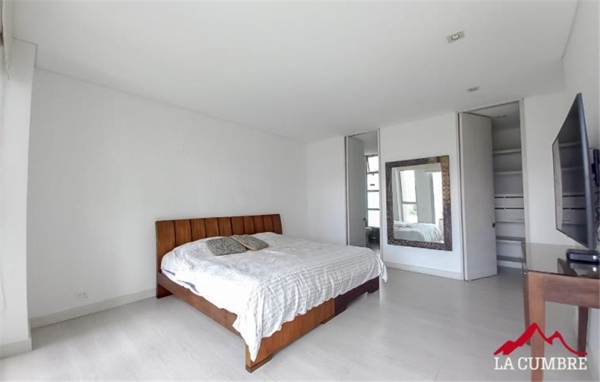 Apartamento en arriendo en El Poblado, Medellín · foto 11 de 12