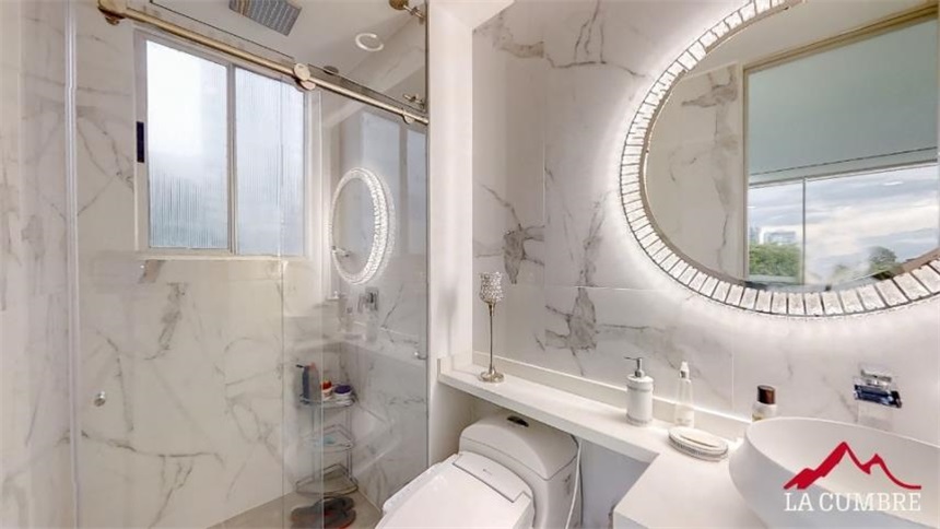 Apartamento de 2 alcobas en arriendo en Los Balsos, Medellín, 100 m² · foto 9 de 12