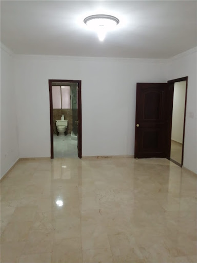 Apartamento de 3 alcobas en venta en Altos De Riomar, Barranquilla, 300 m² · foto 3 de 11