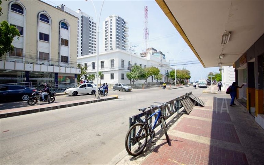 Local en Arriendo - Vista 2