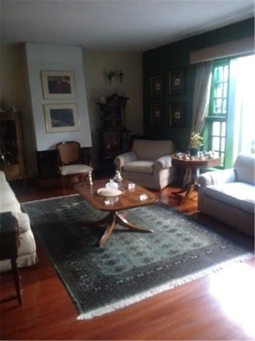 Casa en venta en Santa Barbara, Bogotá · foto 6 de 18