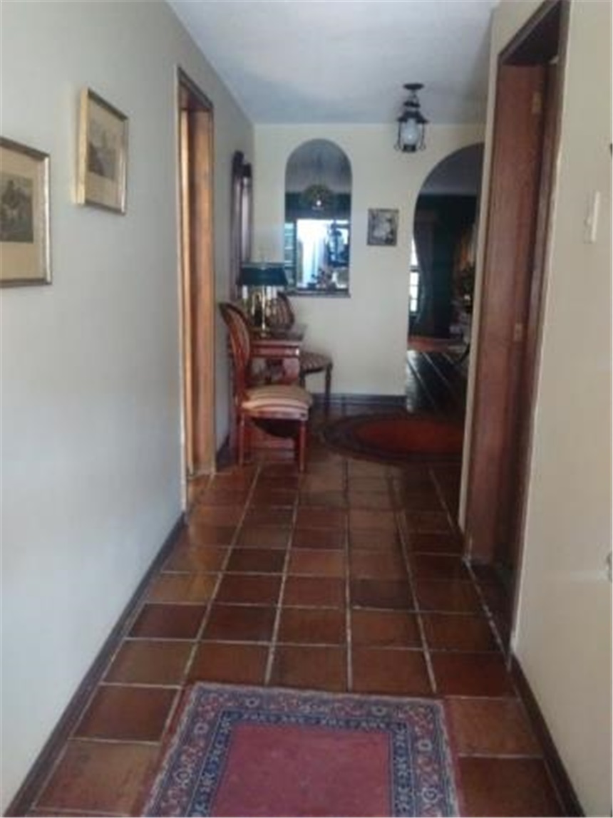 Casa en venta en Santa Barbara, Bogotá · foto 2 de 18